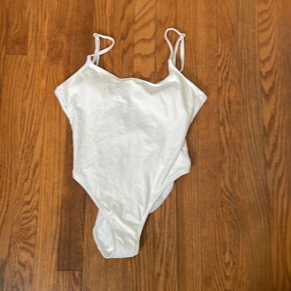 Andie Swim The Laguna One Piece Swimsuit White Rib size L NWT - Picture 2 of 6